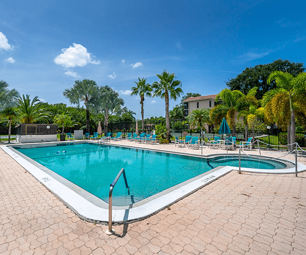 swimming-pool-punta-gorda